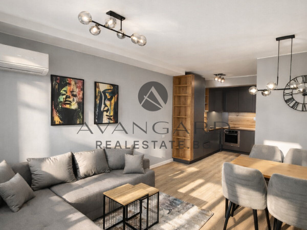 ЛУКСОЗЕН ДВУСТАЕН АПАРТАМЕНТ! СМИРНЕНСКИ!