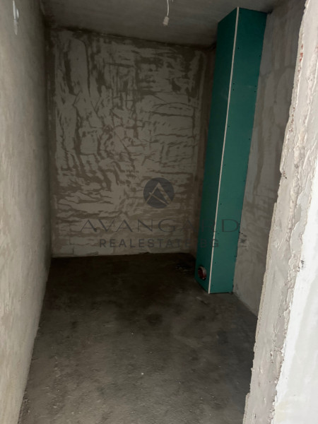 ТРИСТАЕН АПАРТАМЕНТ! ГРЕБНА БАЗА!