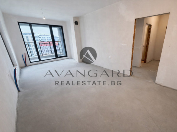 ИЗГОДНО! Тристаен с акт 16 Тракия