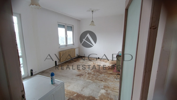 Three -bedroom with four separate rooms / Thrace