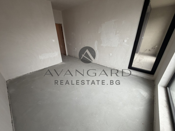 ИЗГОДНО! Тристаен с акт 16 Тракия