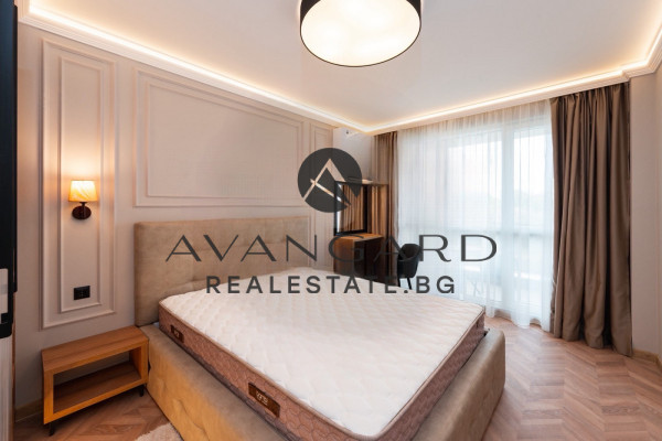 DESIGNER TWO-ROOM APARTMENT WITH UNDERGROUND PARKING SPACE INCLUDED IN THE PRICE!!!