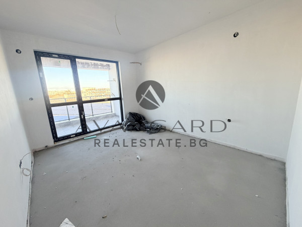 ACT 15 !!! TWO-ROOM APARTMENT!!! CENTER EAST !!!