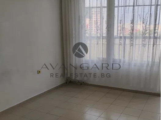 BARGAIN AT A TOP LOCATION! TWO-ROOM APARTMENT WITH A BEAUTIFUL VIEW OF THE CITY IN KARSHIAK!