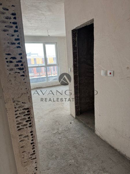 ТРИСТАЕН АПАРТАМЕНТ! ГРЕБНА БАЗА!