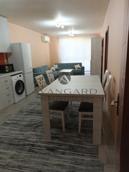 Обзаведен двустаен С ПАРКОМЯСТО