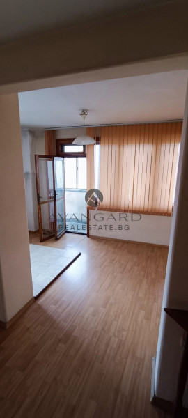A three -bedroom maisonette in Karshiyaka