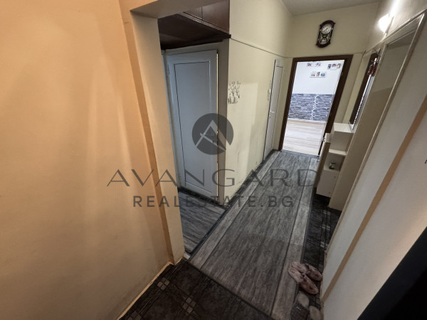 FREE PARKING!!! THREE-ROOM APARTMENT!!! REAL SQUARE !!!