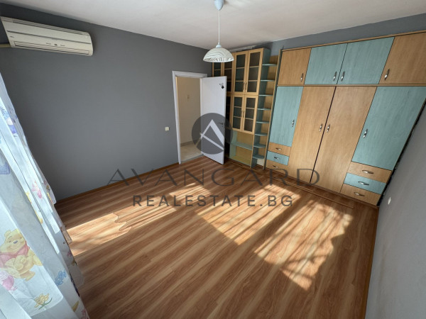 МНОГОСТАЕН РЕАЛНА КВАДРАТУРА !!! КЮЧУК ПАРИЖ !!! СВОБОДНО ПАРКИРАНЕ !!!