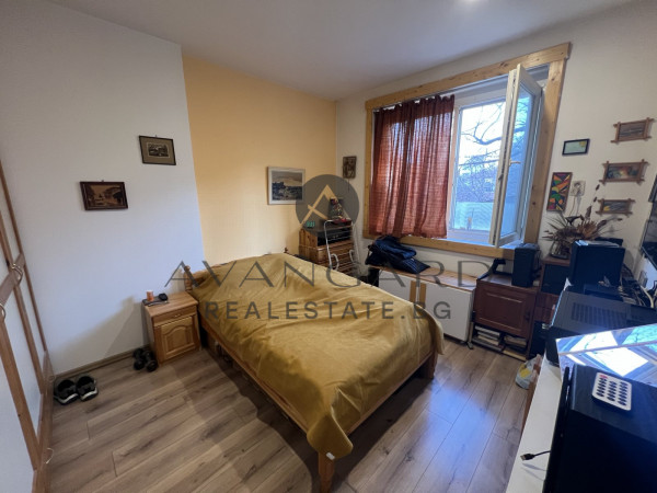 ТРИСТАЕН РЕАЛНА КВАДРАТУРА / ВОЕННА БОЛНИЦА