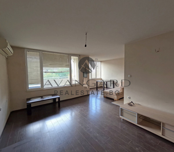 ТРИСТАЕН ОБЗАВЕДЕН АПАРТАМЕНТ! КЮЧУК ПАРИЖ!