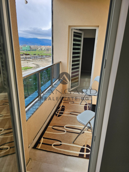 ТРИСТАЕН ОБЗАВЕДЕН АПАРТАМЕНТ! СМИРНЕНСКИ!