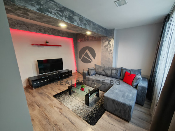 ТРИСТАЕН ОБЗАВЕДЕН АПАРТАМЕНТ! КЮЧУК ПАРИЖ!