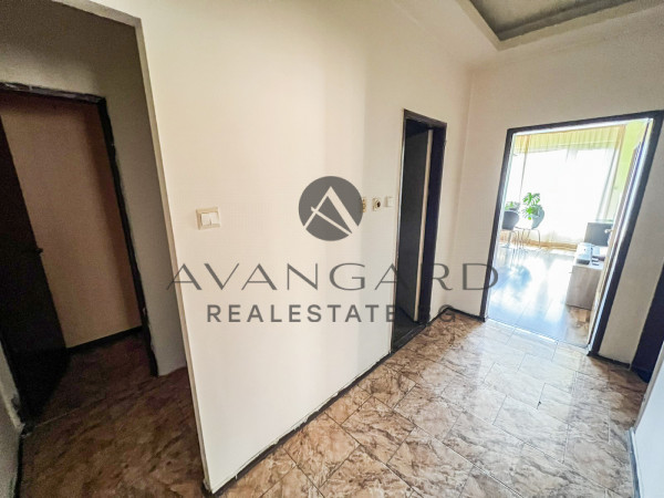 ТРИСТАЕН РЕАЛНА КВАДРАТУРА / ТРАКИЯ