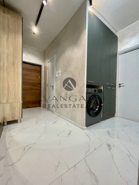 Furnished three -bedroom Hristo Smirnenski