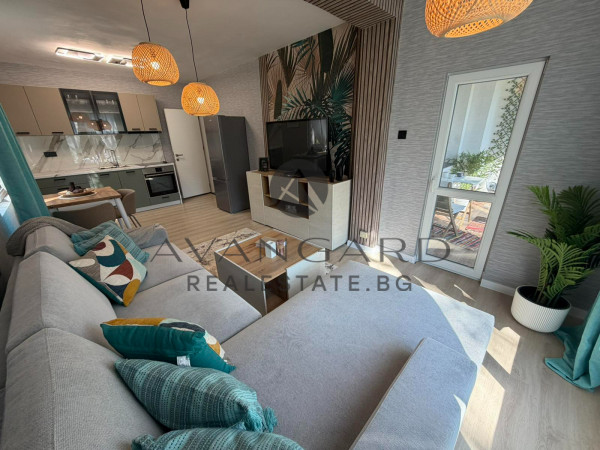 Луксозен тристаен Кършияка