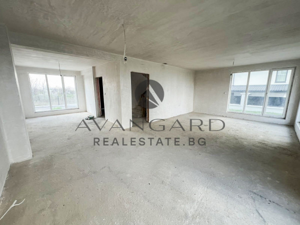 АКТ 16! ДВУЕТАЖНА КЪЩА