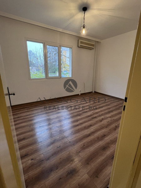 THREE-ROOM apartment with REAL SQUARE AREA / Rodopi Bus Station