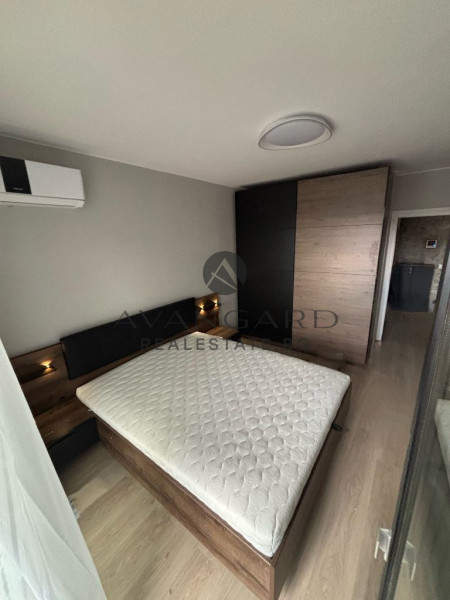 ЛУКСОЗЕН ДВУСТАЕН !!! ХРИСТО СМИРНЕНСКИ !!! ГРЕБНАТА БАЗА !!!