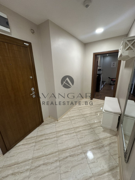 ТРИСТАЕН ОБЗАВЕДЕН С ВЪЗМОЖНОСТ ЗА ЗАКУПУВАНЕ НА ГАРАЖ/ У-ЩЕ Д. ТАЛЕВ