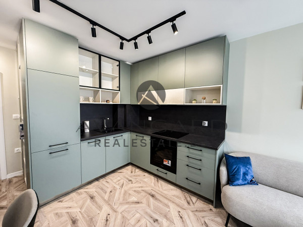 ЛУКСОЗЕН ДВУСТАЕН ОБЗАВЕДЕН! ТРАКИЯ!