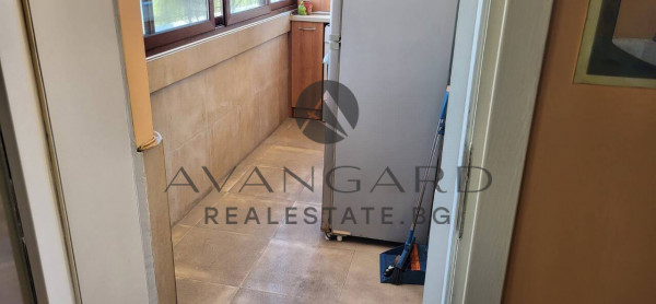 ТРИСТАЕН С ГАРАЖ ВОДНАТА ПАЛАТА