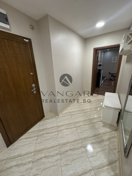 ТРИСТАЕН ОБЗАВЕДЕН С ВЪЗМОЖНОСТ ЗА ЗАКУПУВАНЕ НА ГАРАЖ/ У-ЩЕ Д. ТАЛЕВ