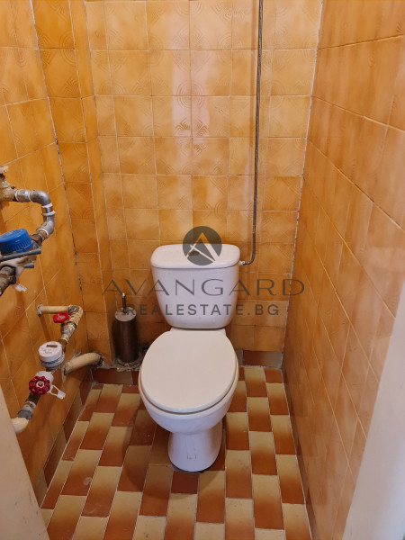 ИЗГОДЕН ТРИСТАЕН АПАРТАМЕНТ! КЪРШИЯКА!