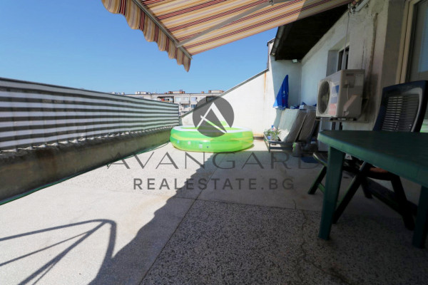 ПРОСТОРЕН И ИЗЦЯЛО ОБЗАВЕДЕН МЕЗОНЕТ ДО КАМЕЛА