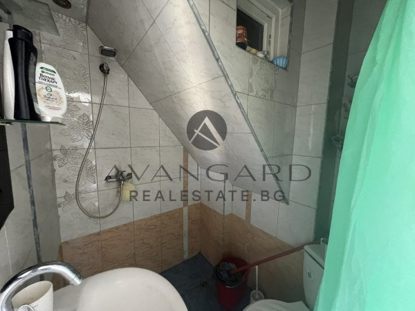 ДВУЕТАЖНА КЪЩА с.КРУМОВО