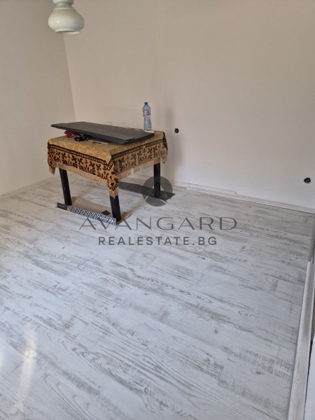 САМОСТОЯТЕЛНА КЪЩА СЛЕД РЕМОНТ/ ПЪРВЕНЕЦ