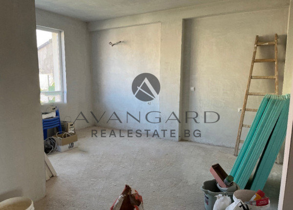 DETACHED HOUSE! BRANIPOLE!