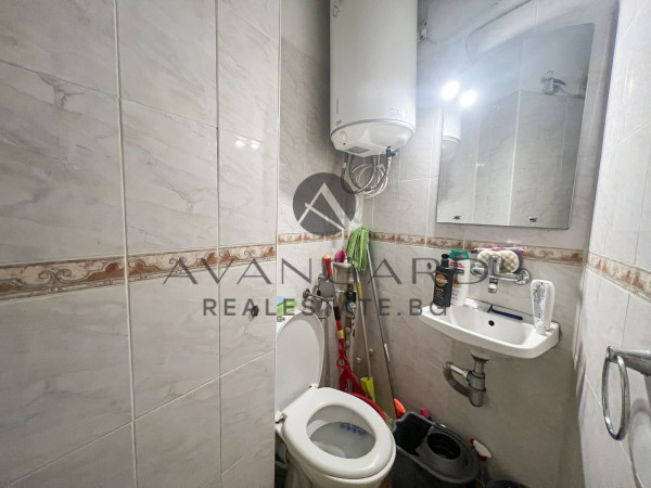 ПРОСТОРЕН ЕДНОСТАЕН / ЮЖНО ИЗЛОЖЕНИЕ / РЕАЛНА КВАДРАТУРА