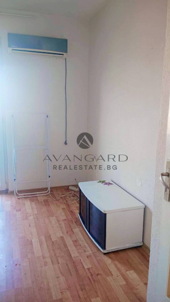 THREE-ROOM APARTMENT!!! REAL SQUARE !!! KARSHIYAKA !!!