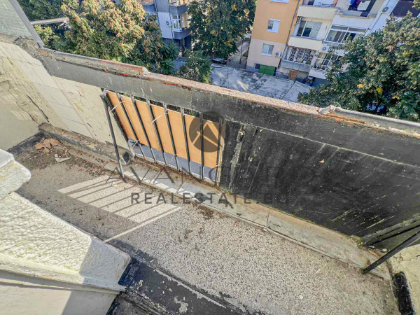 ТРИ ОТДЕЛНИ СТАИ / Парк Студенец
