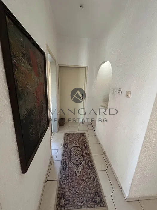 ТРИСТАЕН С РЕАЛНА КВАДРАТУРА !