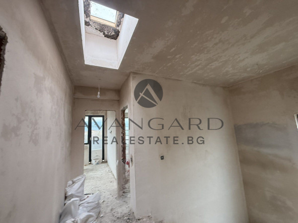 Separate two -storey house / Belomorski