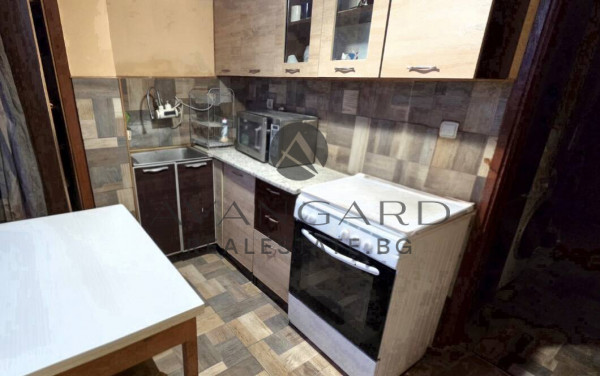 МНОГОСТАЕН ОБЗАВЕДЕН АПАРТАМЕНТ! КЮЧУК ПАРИЖ!