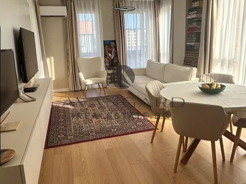 Обзаведен тристаен / Остромила