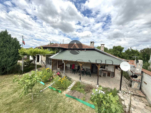 Уникална Къща