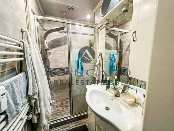 ТРИСТАЕН РЕАЛНА КВАДРАТУРА / ИЗГРЕВ