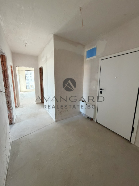 ПРОСТОРЕН ТРИСТАЕН В НОВА СГРАДА С АКТ 16 !