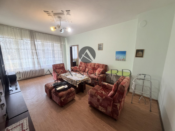 ТРИСТАЕН АПАРТАМЕНТ С РЕАЛНА КВАДРАТУРА / МАРАША