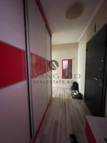 Двустаен РЕАЛНА КВАДРАТУРА