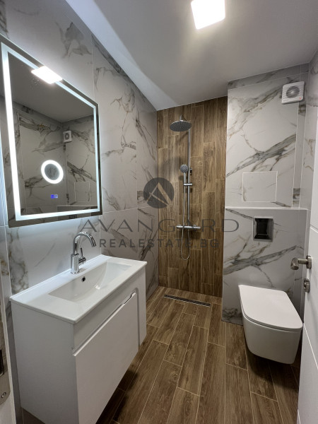 Designer one -bedroom apartment