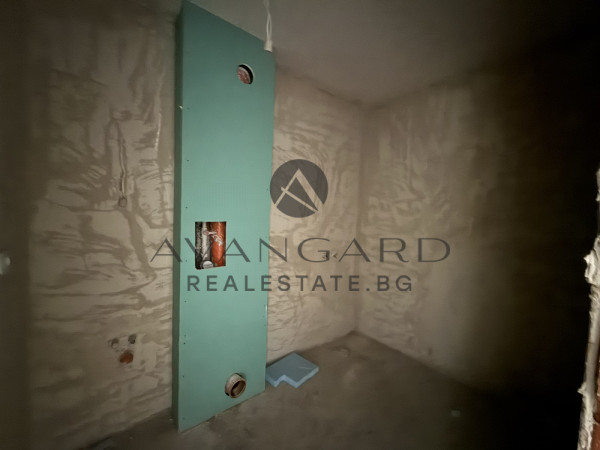 ТРИСТАЕН АПАРТАМЕНТ! ГРЕБНА БАЗА!