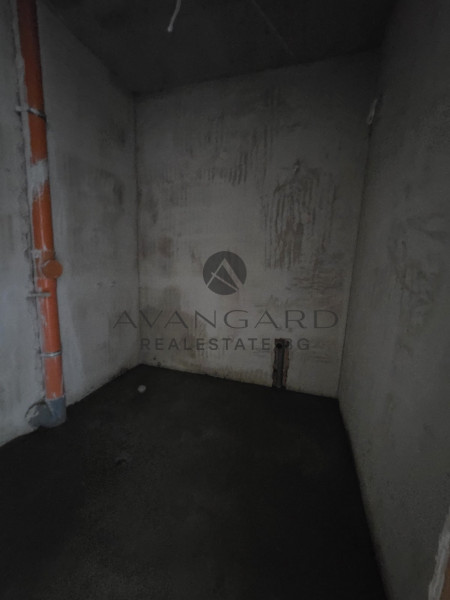 ACT 14/ TWO-ROOM/ THRACIA