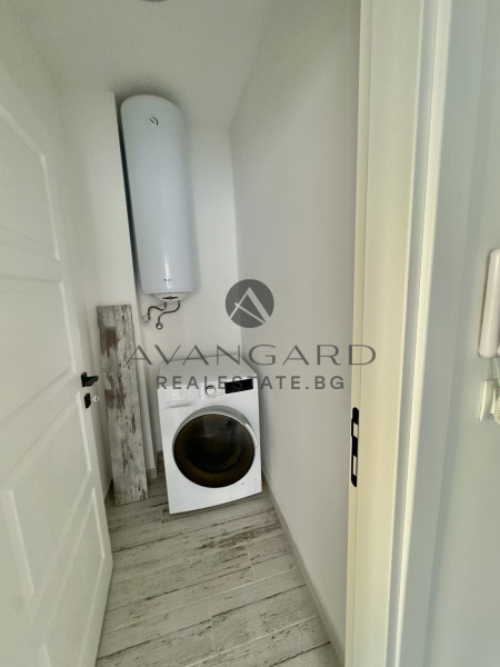 FURNISHED THREE-ROOM APARTMENT / SMYRNA