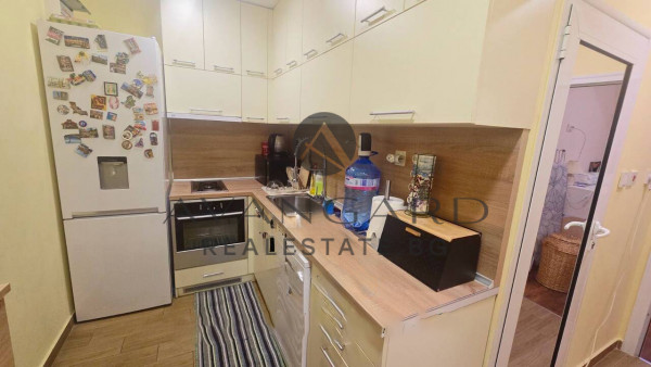 Обзаведен двустаен м-н Слънчеви лъчи