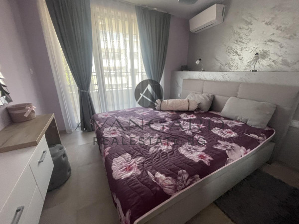 One bedroom furnished VMI